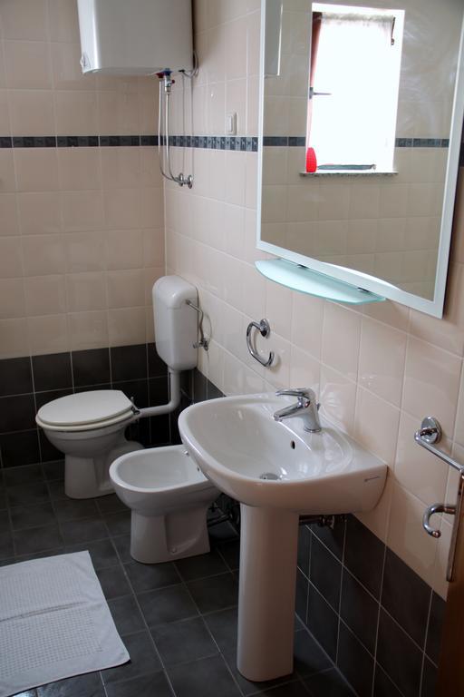 Apartments Culjak Rab Раб Стая снимка