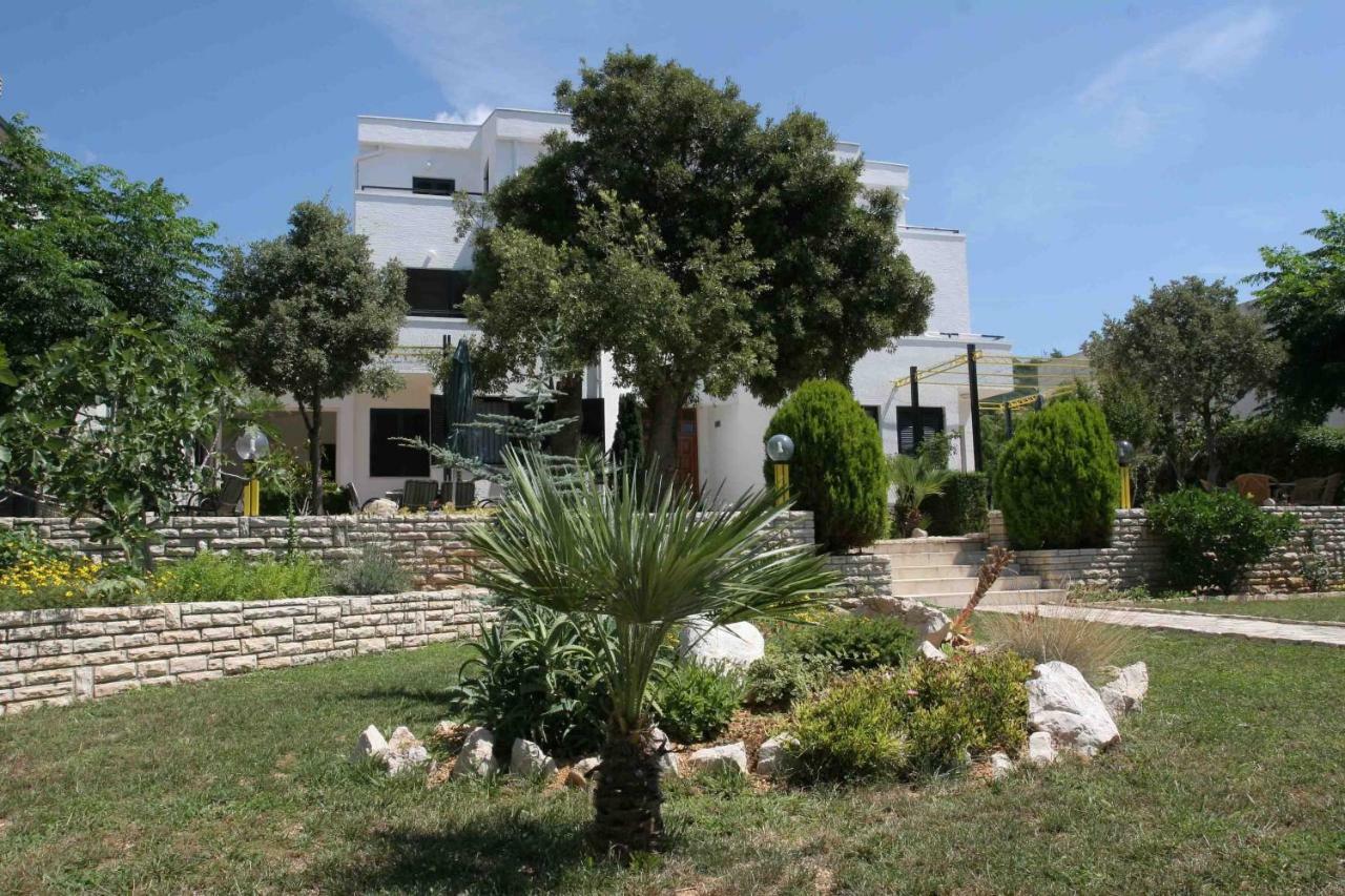 Apartments Culjak Rab Раб Стая снимка