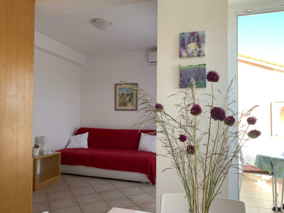 Apartments Culjak Rab Раб Екстериор снимка