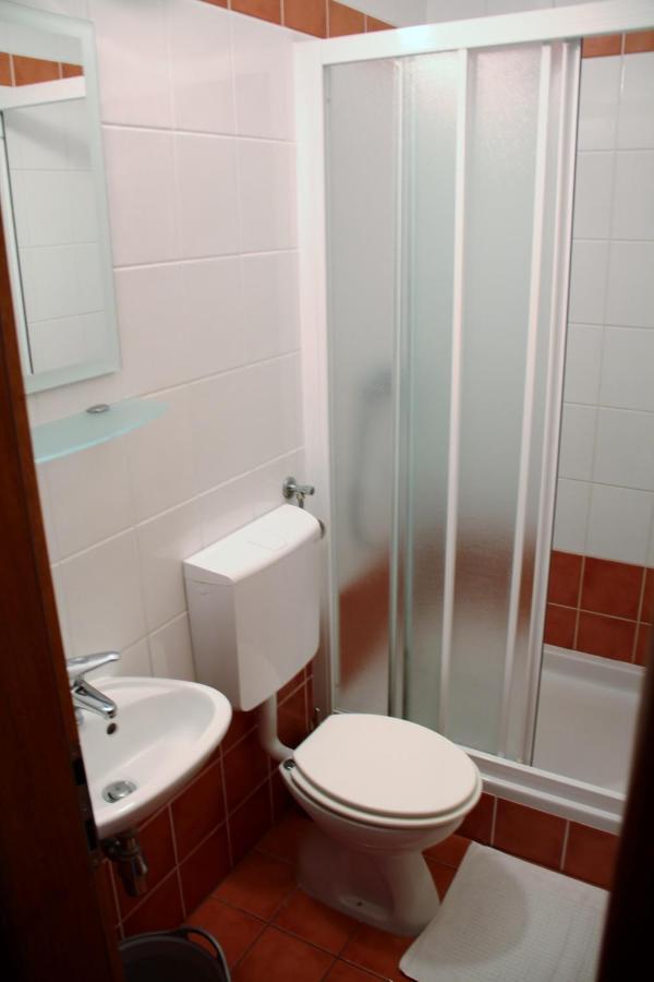 Apartments Culjak Rab Раб Стая снимка